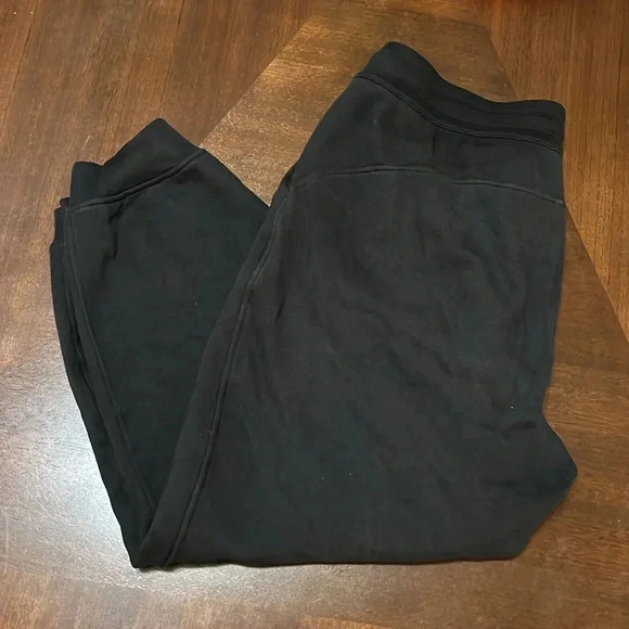 Lululemon scuba pants - Picture 5 of 7